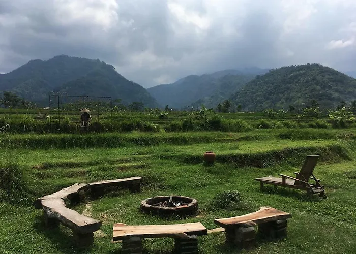 Sitinggil Muncul